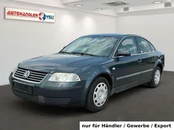 Blau Gebraucht 2003 VW Passat Limousine | 399 € (Superpreis)