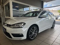 Weiß Gebraucht 2014 VW Golf VII Cup Kombi | 9.990 € (Fairer Preis)