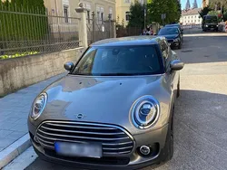 Grau Gebraucht 2020 Mini One D Clubman Kombi | 17.000 € (Etwas zu teuer)