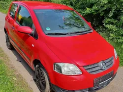 Rot Gebraucht 2008 VW Fox Kleinwagen | 599 € (Superpreis)