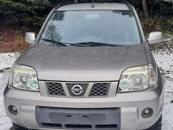 Silber Gebraucht 2005 Nissan X-Trail Comfort SUV | 4.450 € (Fairer Preis)