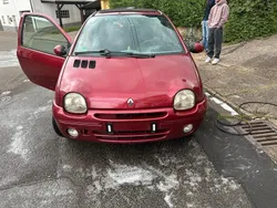 Rot Gebraucht 2000 Renault Twingo Kleinwagen | 1.200 €