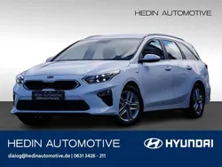 Weiß Gebraucht 2020 Kia Ceed Sportswagon Vision Kombi | 18.250 € (Fairer Preis)