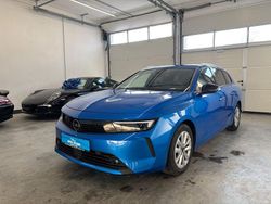 Blau/typ aussenverkleidung met Gebraucht 2023 Opel Astra Business Edition Kombi | 12.999 € (Etwas zu teuer)
