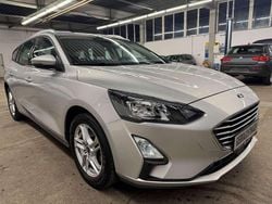 Grau Gebraucht 2021 Ford Focus Cool & Connect Kombi | 16.850 € (Guter Preis)