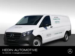 Weiß Gebraucht 2025 Mercedes Vito Van / Kleinbus | 35.503 € (Fairer Preis)