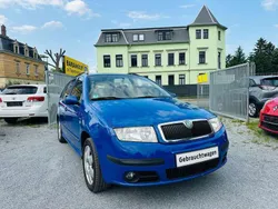 Dynamicblau Gebraucht 2006 Skoda Fabia Style Kombi | 1.100 € (Fairer Preis)