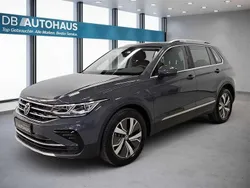 Grau Gebraucht 2021 VW Tiguan Elegance SUV | 23.820 € (Superpreis)