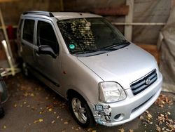 Silber Gebraucht 2004 Suzuki Wagon R+ Kombi | 1.990 € (Fairer Preis)