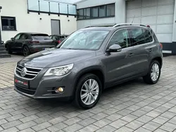 Grau Gebraucht 2011 VW Tiguan Team SUV | 11.950 € (Fairer Preis)
