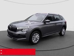 Grau metallic Gebraucht 2024 Skoda Kamiq Selection SUV | 25.320 € (Fairer Preis)