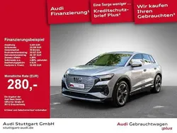 Florettsilber metallic Gebraucht 2022 Audi Q4 e-tron Ambiente SUV | 32.430 € (Guter Preis)