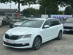 Weiß Gebraucht 2017 Skoda Octavia Drive Kombi | 11.900 € (Fairer Preis)