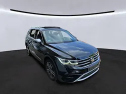 Deep black perleffek (metallic) Gebraucht 2022 VW Tiguan Allspace Elegance SUV | 29.800 € (Guter Preis)