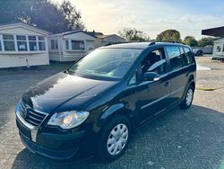 Schwarz Gebraucht 2009 VW Touran Van / Kleinbus | 5.790 € (Etwas zu teuer)
