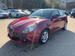 Rot Gebraucht 2010 Alfa Romeo Giulietta Turismo Kleinwagen | 2.999 € (Superpreis)