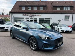 Blau Gebraucht 2019 Ford Focus ST-Line Limousine | 11.200 € (Superpreis)