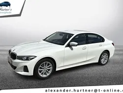 Weiß Gebraucht 2024 BMW 318 Shadowline Limousine | 32.150 € (Superpreis)