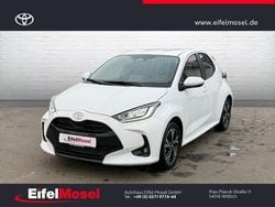 Weiß Neu 2025 Toyota Yaris Hybrid Comfort Limousine | 25.860 € (Fairer Preis)