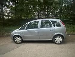 Silber Gebraucht 2006 Opel Meriva Van / Kleinbus | 2.300 € (Fairer Preis)