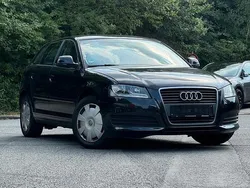 Schwarz Gebraucht 2010 Audi A3 Sportback Attraction Limousine | 7.750 € (Fairer Preis)