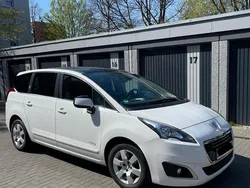 Weiß Gebraucht 2014 Peugeot 5008 Van / Kleinbus | 7.000 € (Etwas zu teuer)