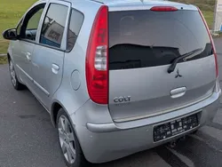 Silber Gebraucht 2006 Mitsubishi Colt Invite Van / Kleinbus | 1.400 € (Etwas zu teuer)