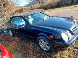 Blau Gebraucht 2002 Mercedes CLK230 Cabrio | 2.500 € (Superpreis)