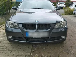 Grau Gebraucht 2006 BMW 320 Kombi | 2.800 € (Guter Preis)