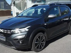Kometengraumetall (metallic) Gebraucht 2021 Dacia Sandero Stepway Kleinwagen | 16.480 € (Fairer Preis)