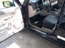 Schwarz Gebraucht 2007 Jeep Commander SUV | 15.000 €