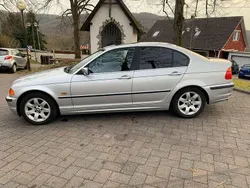 Silber Gebraucht 1998 BMW 323 Limousine | 6.750 € (Teuer)