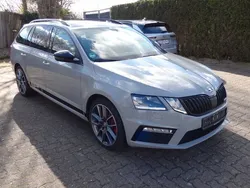 Steelgrau Gebraucht 2020 Skoda Octavia RS Kombi | 21.980 € (Superpreis)