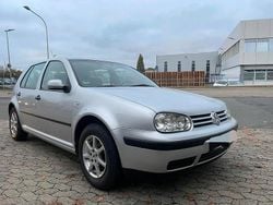 Silber Gebraucht 2003 VW Golf IV Limousine | 2.400 € (Etwas zu teuer)