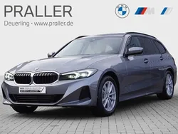 Skyscraper grau Gebraucht 2023 BMW 320 Comfort Edition Kombi | 37.900 € (Fairer Preis)