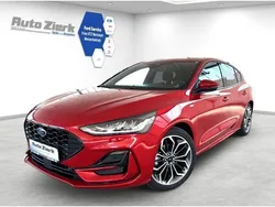 Rot Gebraucht 2024 Ford Focus ST-Line X Limousine | 25.390 € (Guter Preis)