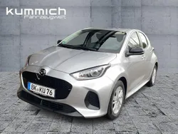 Silber Gebraucht 2025 Mazda 2 Center-Line Limousine | 23.989 € (Teuer)