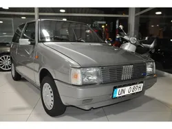 Silber Gebraucht 1989 Fiat Uno S Kleinwagen | 9.990 €