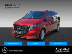 Rot Gebraucht 2024 Mercedes V220 Style Van / Kleinbus | 59.789 € (Fairer Preis)