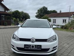 Pure white Gebraucht 2016 VW Golf VII Allstar Kleinwagen | 8.500 € (Fairer Preis)