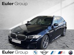 Schwarz Gebraucht 2022 BMW 530 Performance Kombi | 37.749 € (Guter Preis)