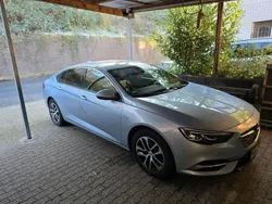 Silber Gebraucht 2017 Opel Insignia Sport Limousine | 13.500 € (Etwas zu teuer)