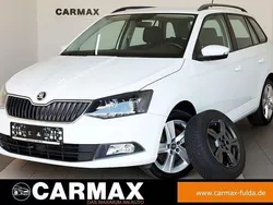 Weiß Gebraucht 2015 Skoda Fabia Style Kombi | 9.800 € (Guter Preis)
