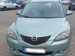 Grün Gebraucht 2005 Mazda 2 Kleinwagen | 1.650 €