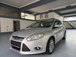 Silber Gebraucht 2014 Ford Focus SYNC Edition Limousine | 3.900 € (Superpreis)