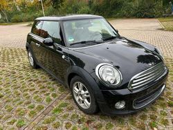 Schwarz Gebraucht 2011 Mini ONE Kleinwagen | 6.700 € (Etwas zu teuer)