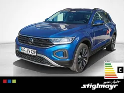 Blau Gebraucht 2024 VW T-Roc Move SUV | 31.440 € (Fairer Preis)