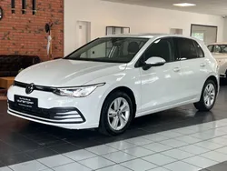 Weiß Gebraucht 2020 VW Golf VIII Life Limousine | 18.990 € (Fairer Preis)
