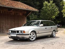 Silber Gebraucht 1992 BMW M5 Performance Kombi | 69.950 €