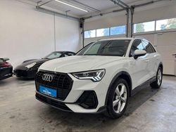 Gletscherweiß metallic Gebraucht 2022 Audi Q3 S-Line SUV | 29.999 € (Guter Preis)